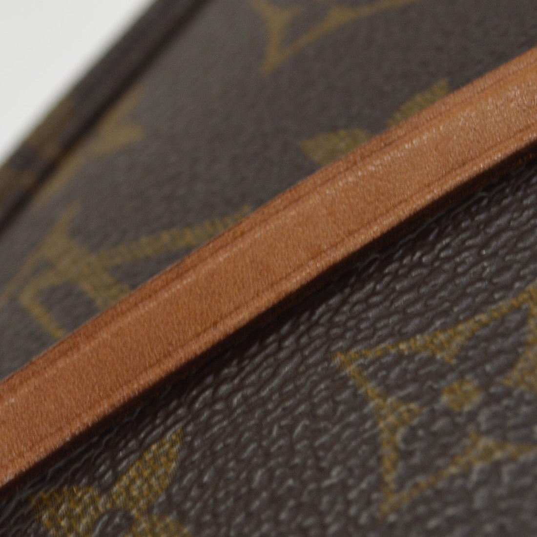 Borsa Louis Vuitton Monogram Pochette Accessoires Handbag Vintage in Monogram Canvas Marrone