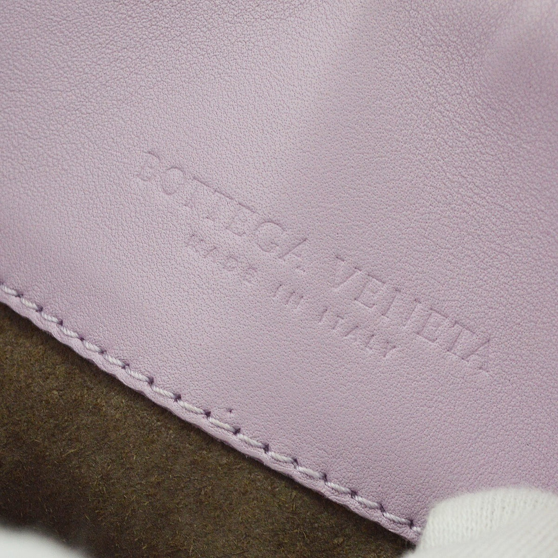 Bottega Veneta Intrecciato Vintage in Purple Lambskin Handbag
