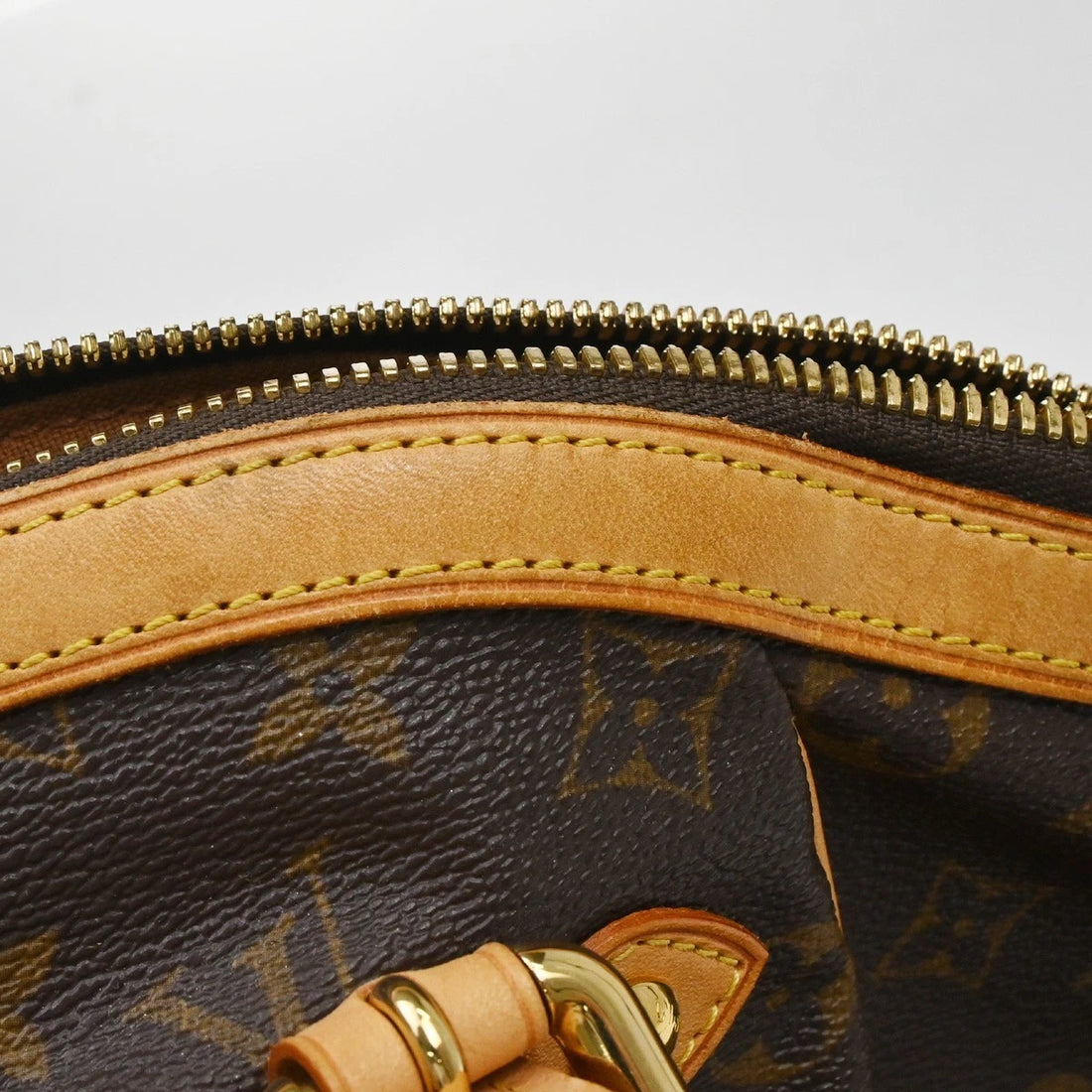 Borsa Louis Vuitton Monogram Tivoli GM Handbag Vintage in Monogram Canvas, Leather Marrone