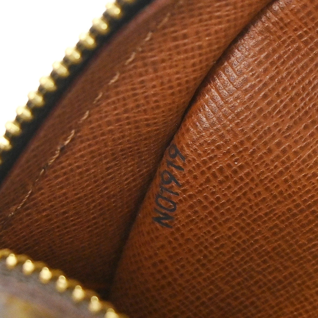 Borsa Louis Vuitton Monogram Blois Crossbody Bag Vintage in Monogram Canvas, Leather Marrone