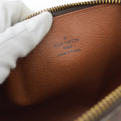 Louis Vuitton Papillon 26 Handbag Monogram
