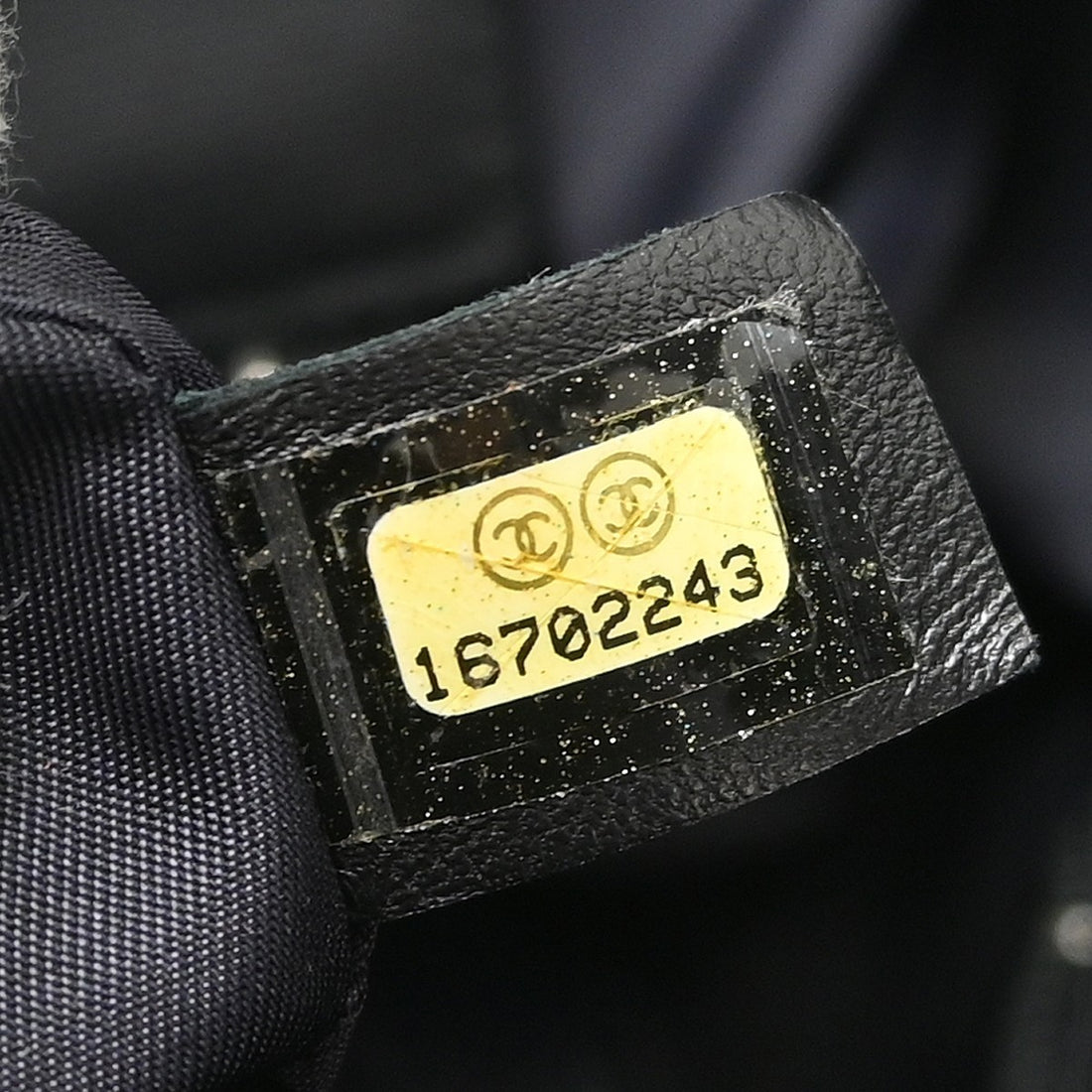 Chanel Paris-Biarritz MM in Tela Spalmata Nero Vintage