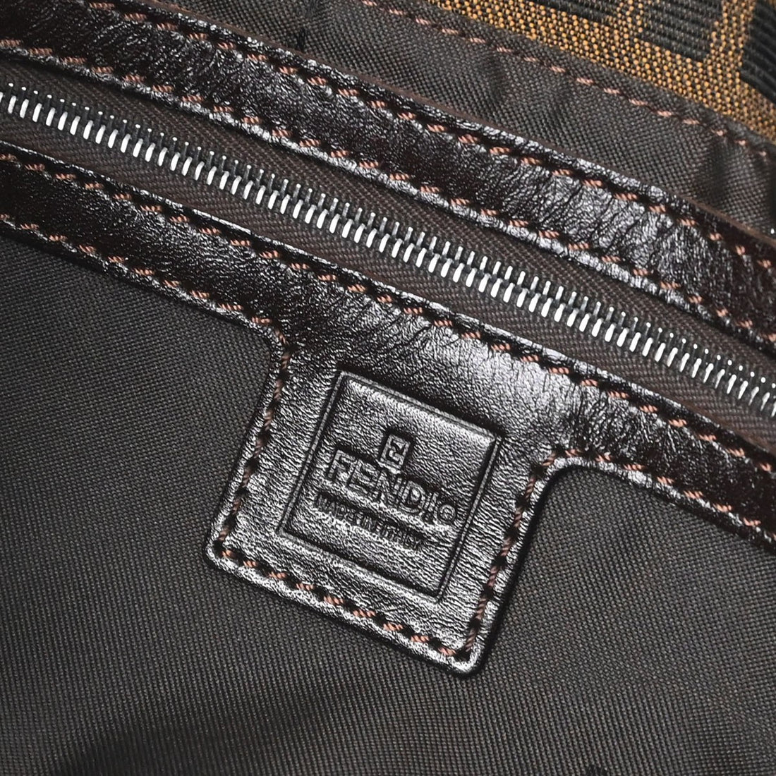 Borsa Fendi Baguette Zucca Vintage in Tela Marrone