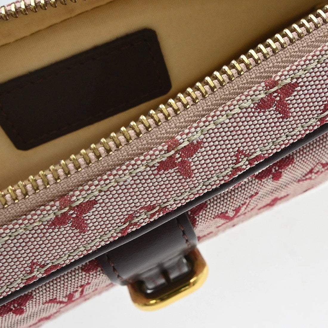 Borsa Louis Vuitton Juliet MM Shoulder Bag Vintage in Monogram Mini Lin Canvas, Leather Rosso