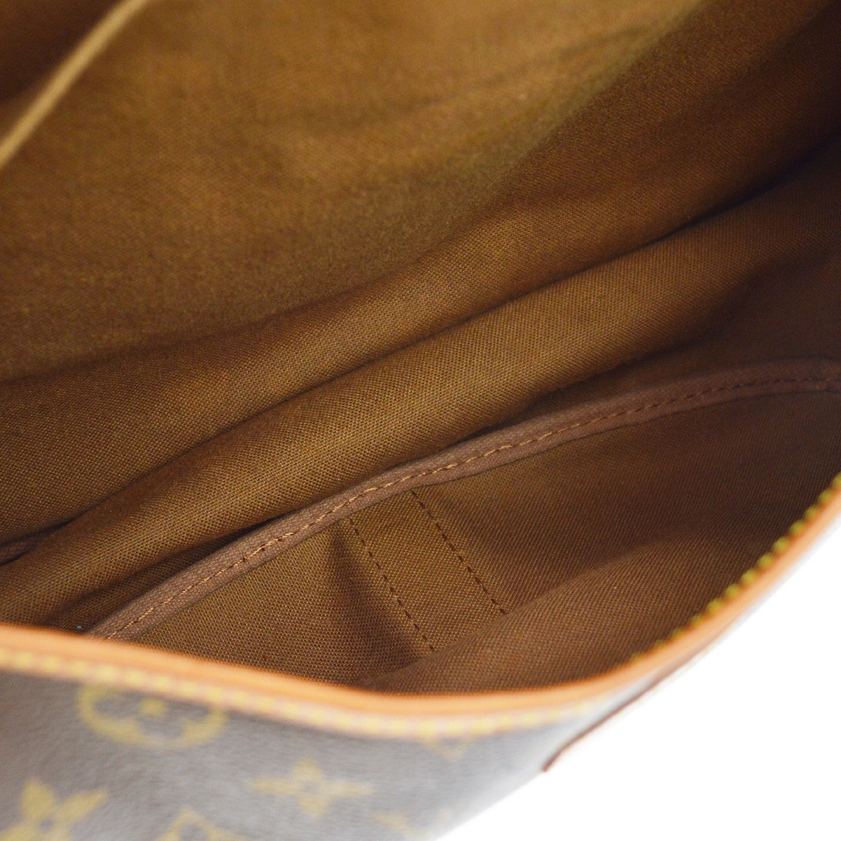 Louis Vuitton Saumur 35 Shoulder Bag Monogram