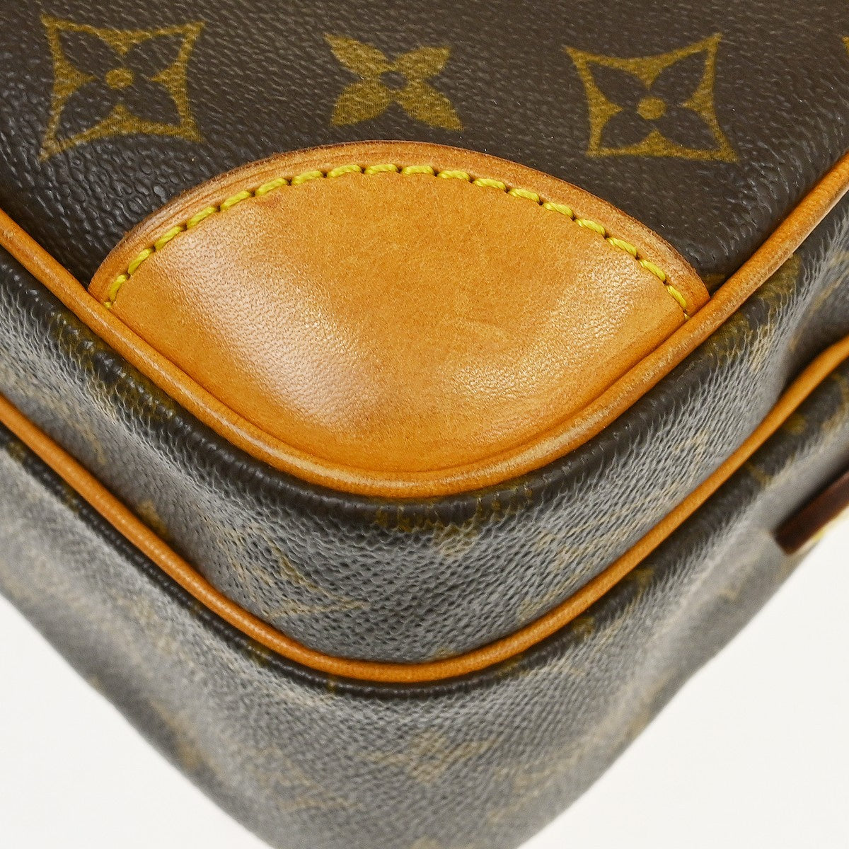 Louis Vuitton Monogram Nile Messenger Shoulder Bag