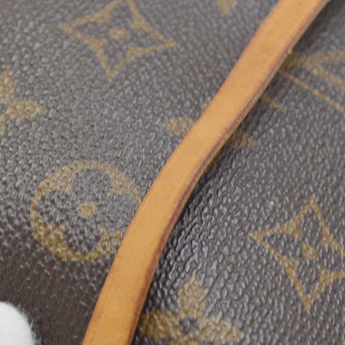 Borsa Louis Vuitton Monogram Pochette Accessoires Handbag Vintage in Monogram Canvas Marrone