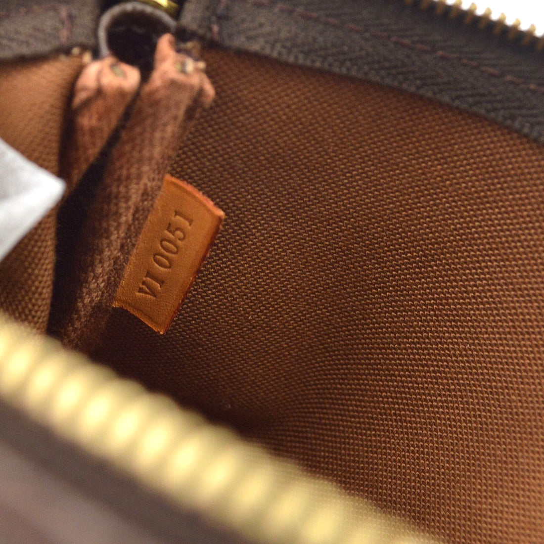 Borsa Louis Vuitton Pochette Accessoires Vintage in Tela Monogram e Pelle Marrone