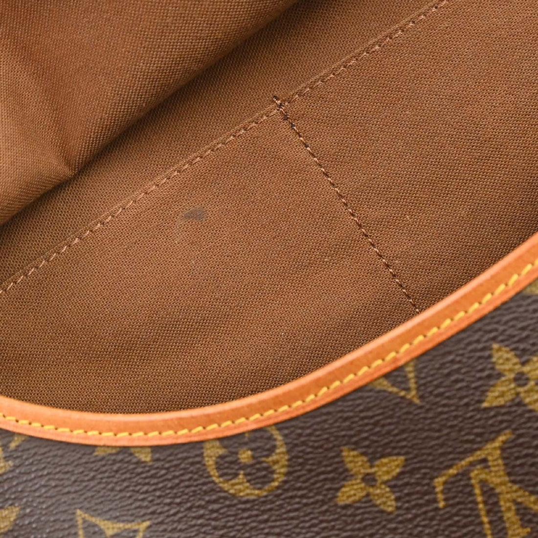 Borsa Louis Vuitton Saumur 35 Vintage in Tela Monogram e Pelle Marrone — Rif. VI451