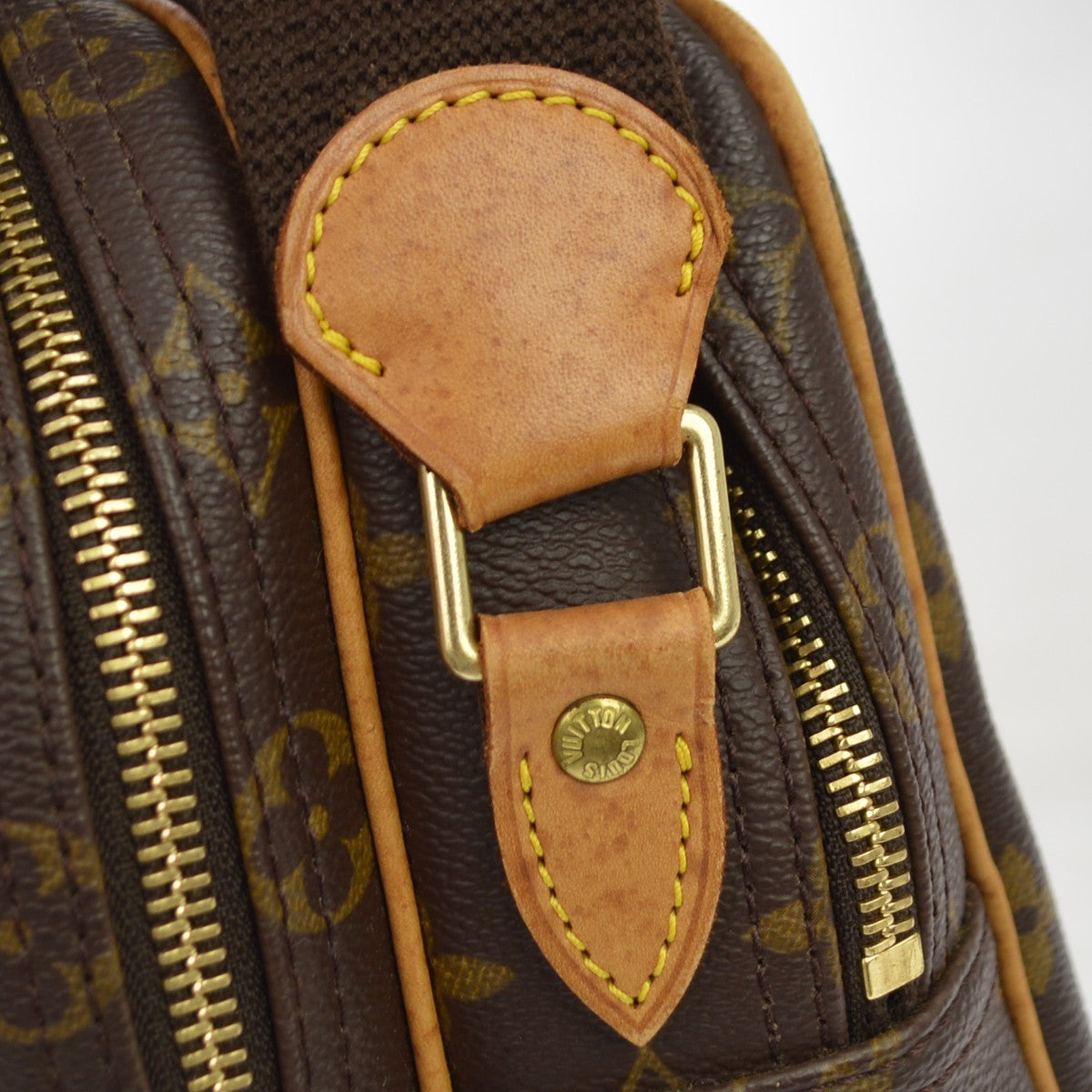 Louis Vuitton Reporter PM Shoulder Bag Monogram