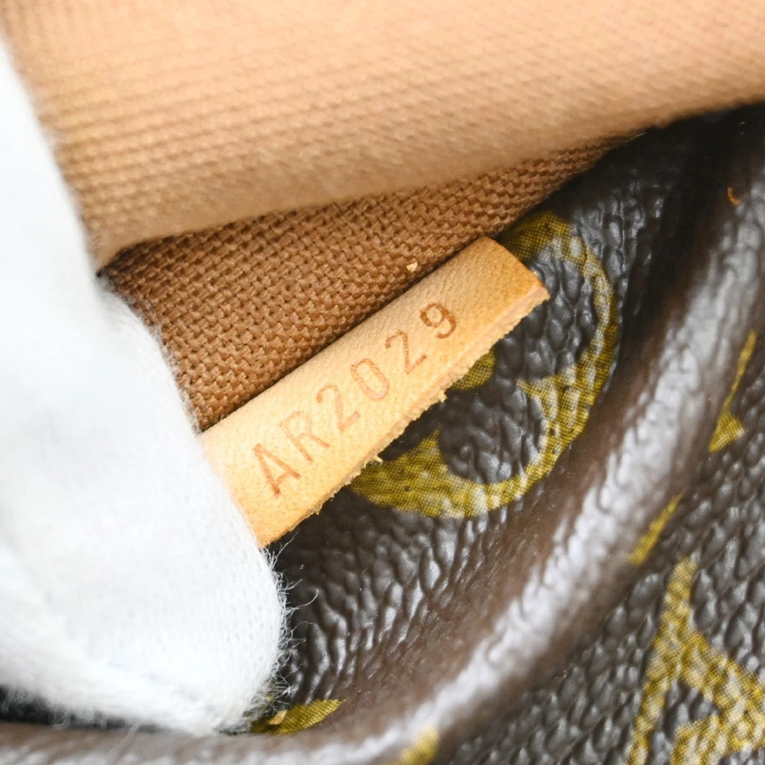 Borsa Louis Vuitton Monogram Totally MM Shoulder Bag Vintage in Monogram Canvas, Leather Marrone