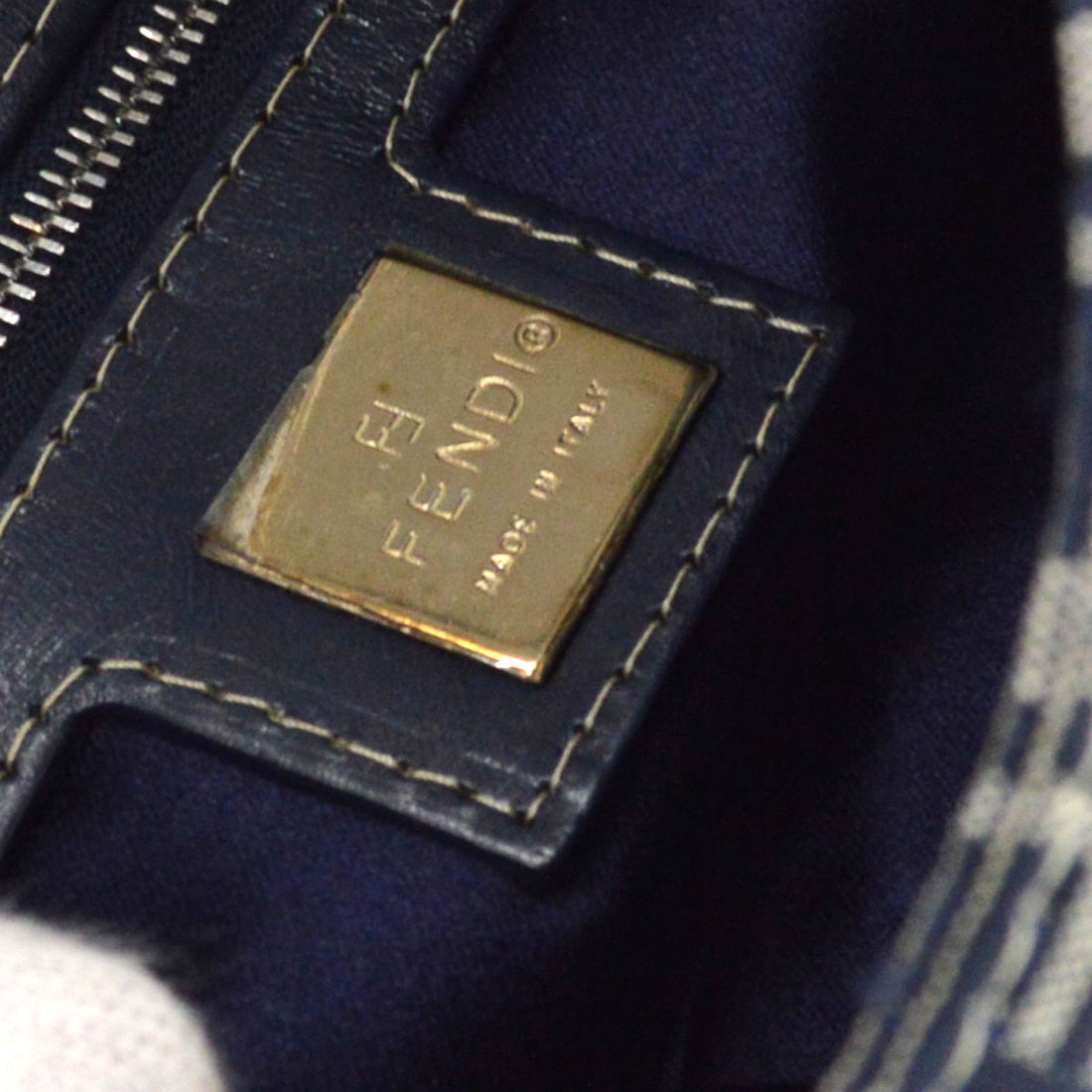 Borsa Fendi Mamma Baguette Zucca Vintage in Tela Blu Navy
