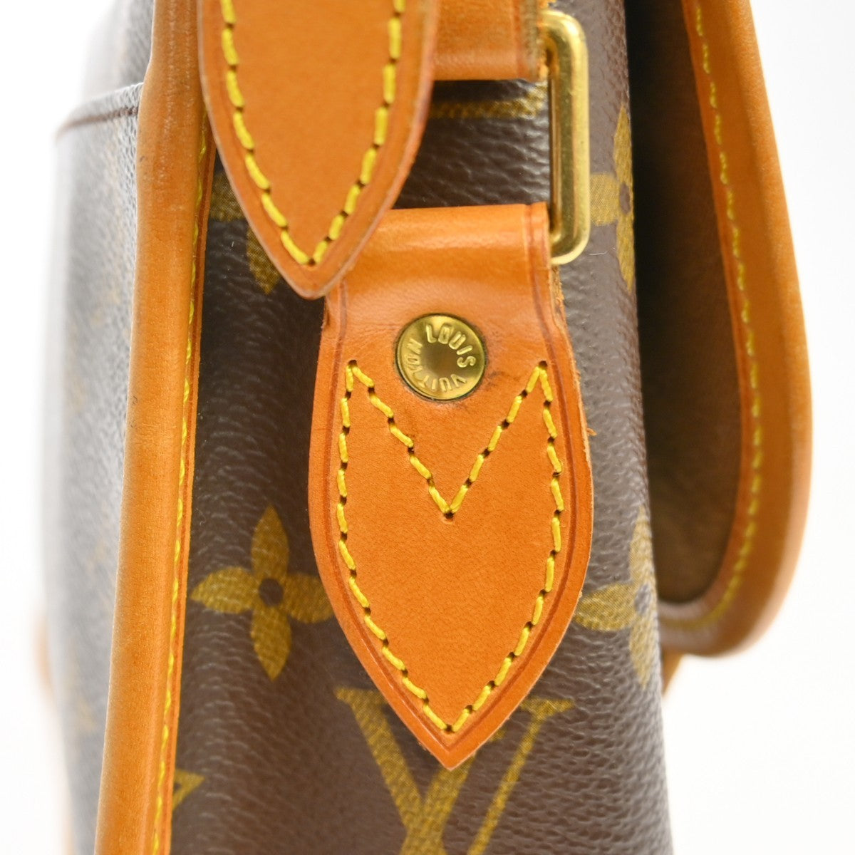Louis Vuitton Monogram Gibeciere MM Shoulder Bag