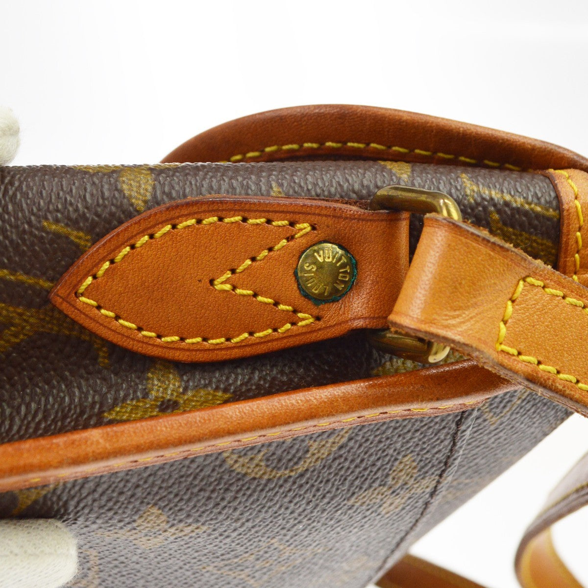 Louis Vuitton Monogram Gibeciere PM Shoulder Bag