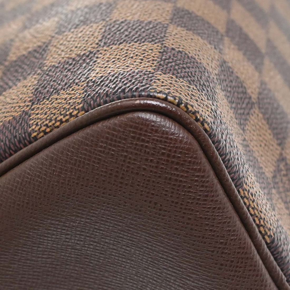 Borsa Louis Vuitton Damier Triana Handbag Vintage in Damier Canvas Marrone