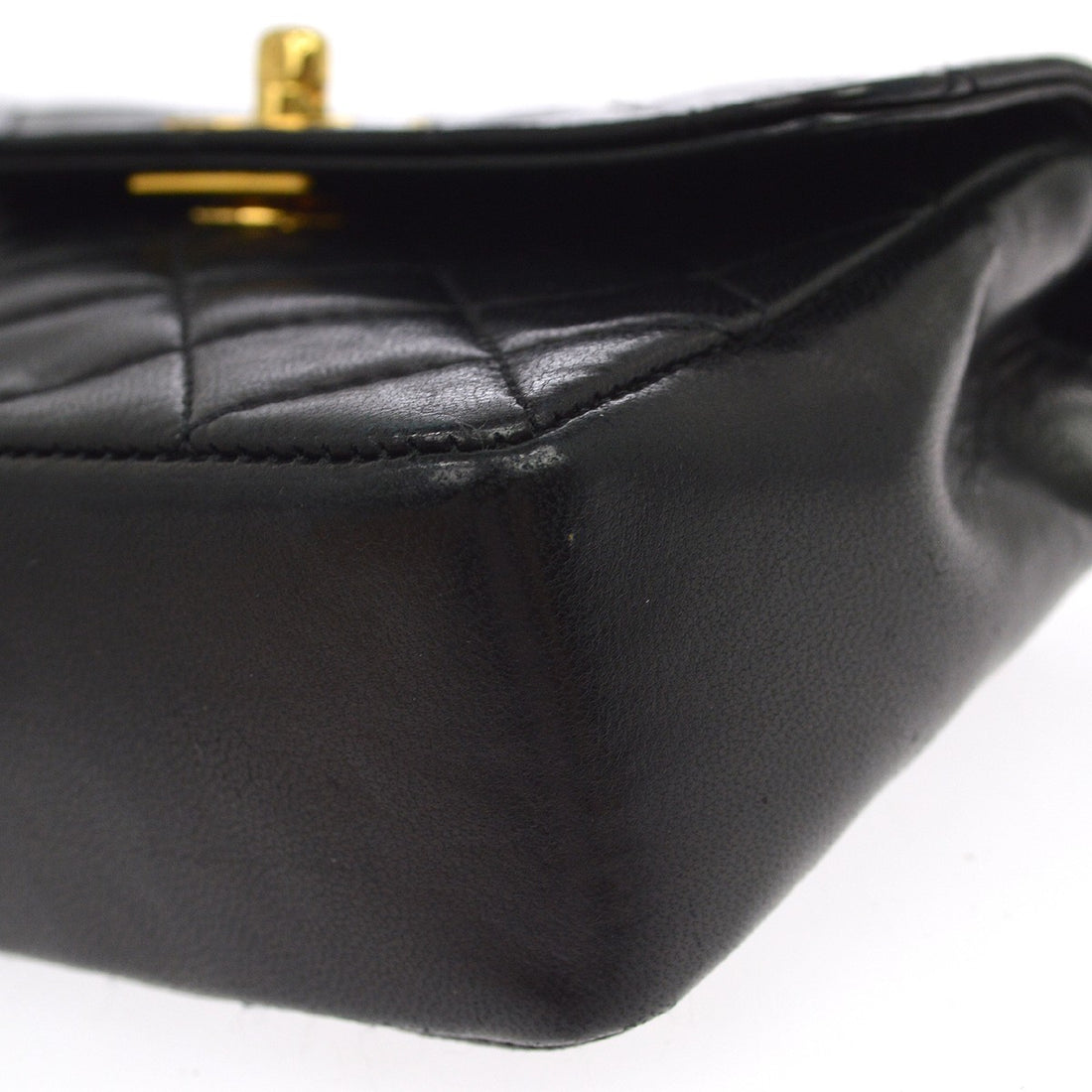 Chanel Straight Flap Vintage in Black Lambskin Handbag