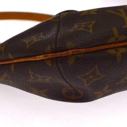 Louis Vuitton Musette Shoulder Bag Monogram