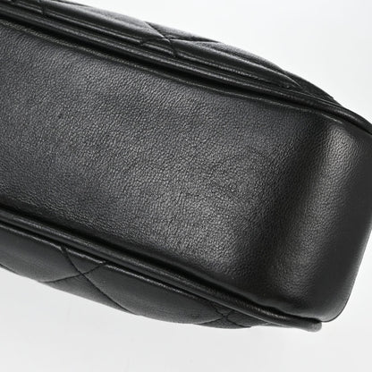 Borsa Chanel Kiss Lock Vintage in Pelle di Agnello Nera