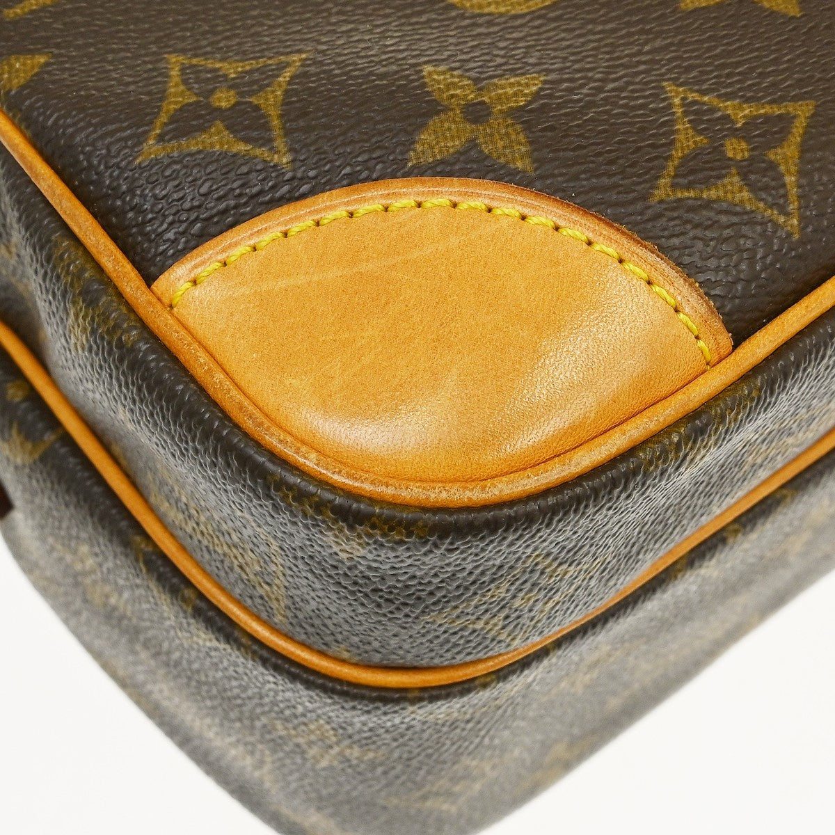 Louis Vuitton Monogram Nile Messenger Shoulder Bag