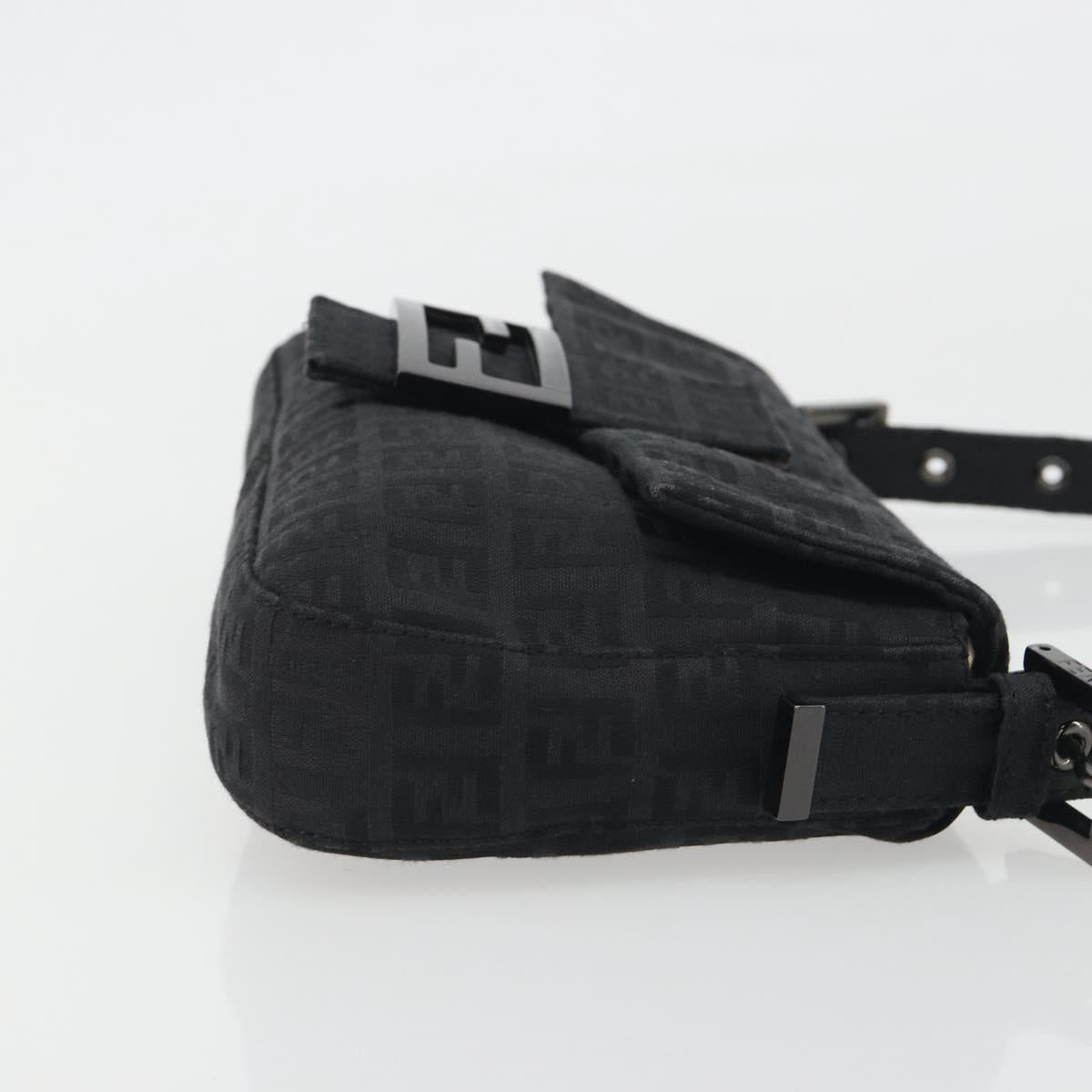 FENDI Zucchino Canvas Baguette Bag Nera Originale | Mamma Baguette 8BR000