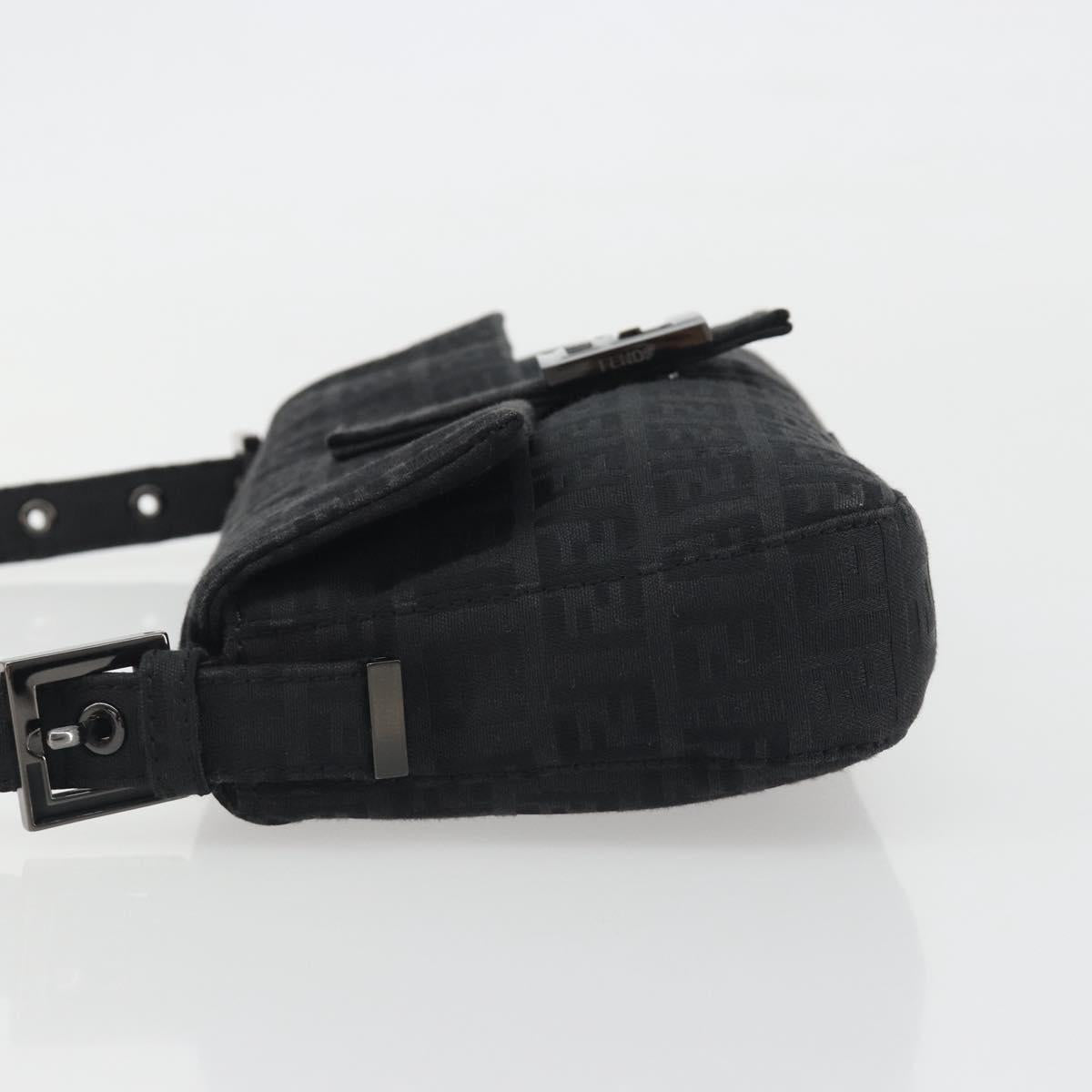 FENDI Zucchino Canvas Baguette Bag Nera Originale | Mamma Baguette 8BR000